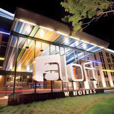 Aloft Seattle Sea-Tac Airport Hotel Exterior