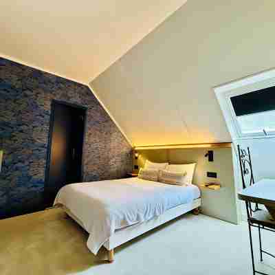 Hôtel Castel Fleuri Rooms