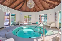 Aqua Soleil Hotel and Mineral Water Spa فنادق في ديسيرت هوت سبرينغس