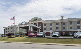 Holiday Inn Express & Suites Cullman