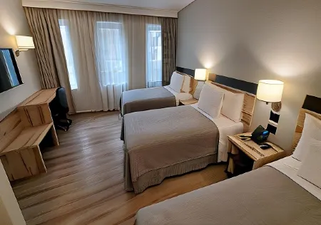 Diego de Almagro Providencia Express Отели в г. Провиденсия