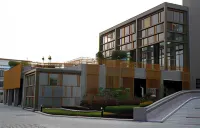 The Centrum Hotels in Ahmamau