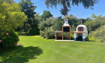 Farmhouse in Montemor o Novo with Swimming Pool