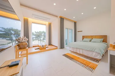 Taean Hadden Stay Hotels near Ch'ŏngp'odae-haesuyokchang