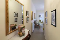 Porta di Mezzo Luxury Suites & Rooms