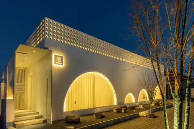 s p ri n g B re e ze R e so rtHomestay Hotels near Universal Beijing Resort
