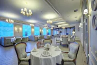 Kadgaron Hotel