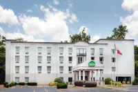 Wingate by Wyndham Athens Near Downtown