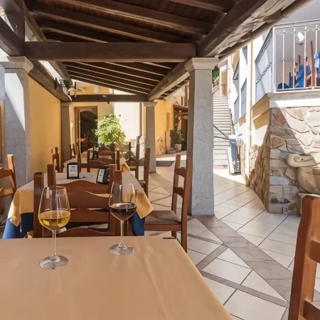 Hotel San Francisco Отели в г. Доргали