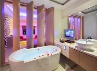 Roman Vacation Motel