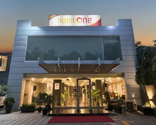 Hotel One Mall Road Lahore Hotéis em Laore