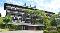 Warakuen Hotels near 嬉野温泉 湯けむり広場