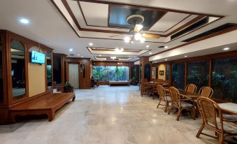 Travellerinn Hotel