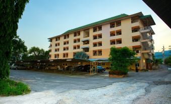 The Residence Hotel