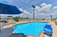 Quality Inn Hotels in Gonzales