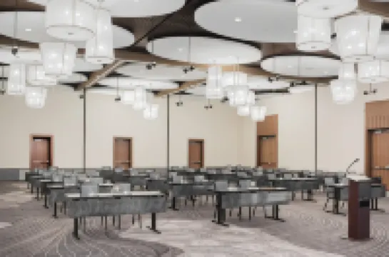 ザ ホテル アット オーバリン