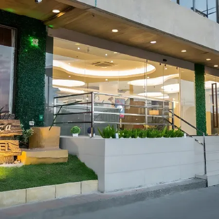 Star Plaza Hotel