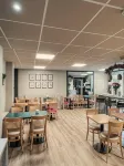 Garden Hotel Rennes Centre Gare - พร้อมอาหารเช้า