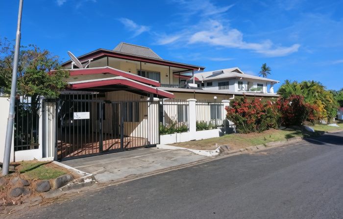 Newtown Beach Bed and Bath