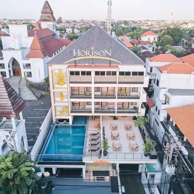 Horison Kuta Bali Hoteles cerca de Centro comercial Lippo Mall Kuta