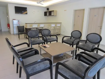 Naam Boutique Lodge Отели рядом с достопримечательностью «Alive 3D Art Gallery»