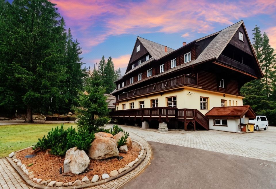 hotel overview picture