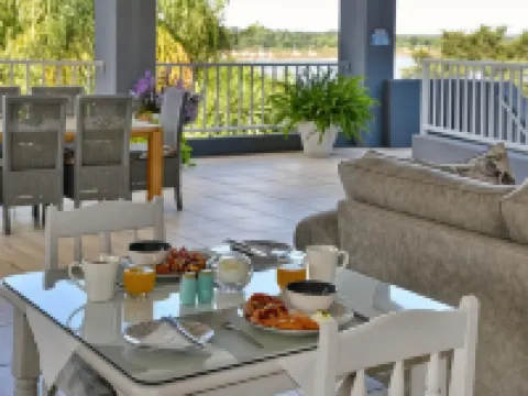 The Shore House Hotels in Hartbeespoort