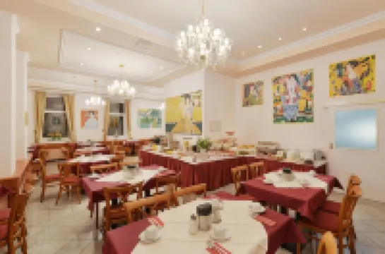 Garten- Und Kunsthotel Gabriel City