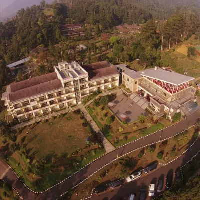 Casa Monte Rosa Hotels near ARTALA