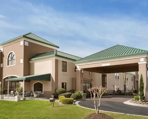 Spark by Hilton Spring Lake Fayetteville Hotels in Spring Lake