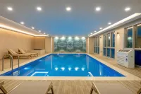 Dedeman Adana - piscine