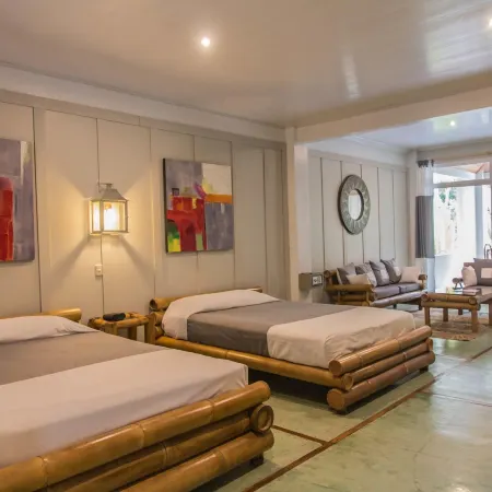 Hotel Plaza Yara