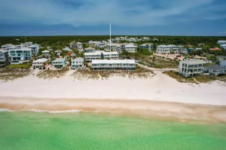 Three Steps to the Beach - 2 Br Townhouse by RedAwning Отели в г. Inlet Beach