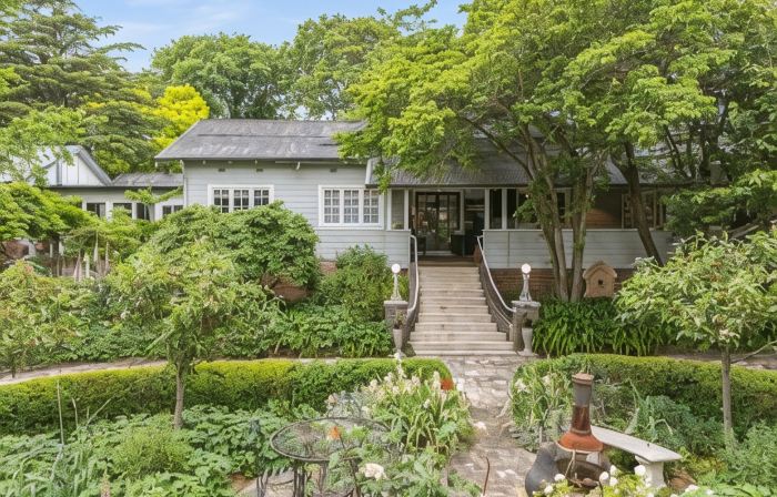 The Bundanoon Guest House