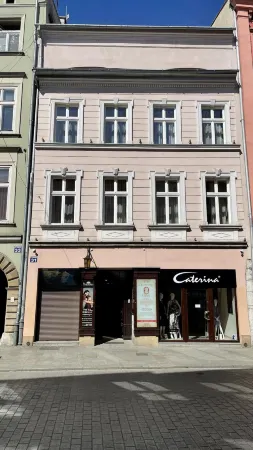 Aparthotel Camea Отели рядом с достопримечательностью «Adam Mickiewicz statue»