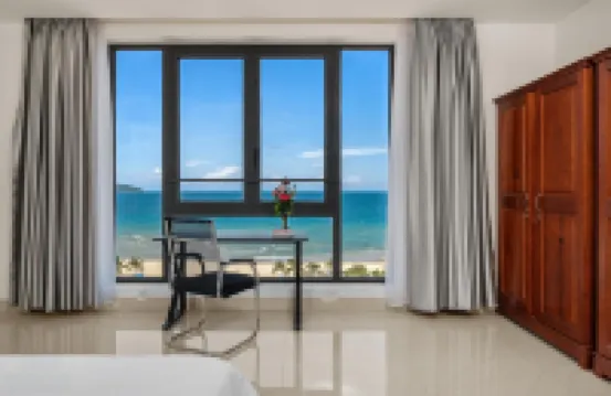 Cocorico Da Nang Beach Hotel