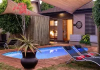 Ama Zulu Guesthouse & Safaris - Pools