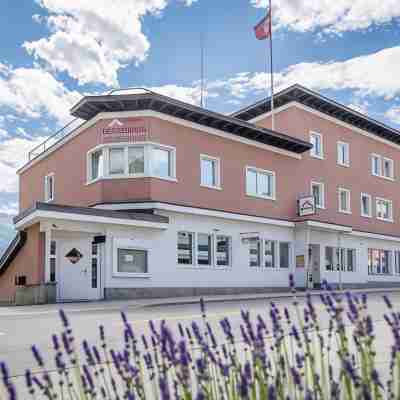 Hotel Dischma Hotel Exterior