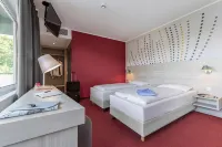 Serways Hotel Remscheid Hotel di Wipperfurth