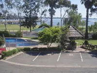 Lakeview Motel - Pool