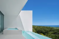 Almis Nakijin l ex Emil Nakijin - Bathtub