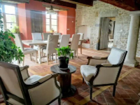 르 흘레 데 되 투르