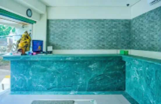 Townhouse Oak Palembang Near Jembatan Ampera Formerly Azzura Hotel