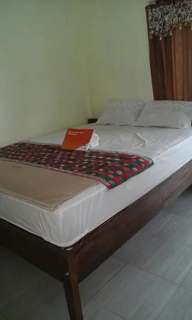 Pedek Homestay Отели рядом с достопримечательностью «Mertak umbak»