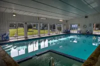 Silver Surf Motel