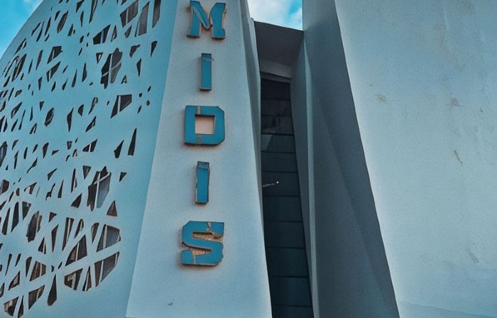 Midis Otel