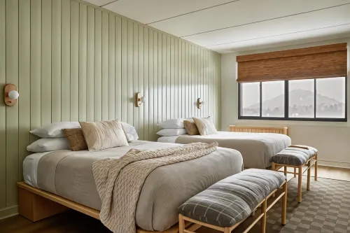 Laurel Lake Placid Hotels in Lake Placid