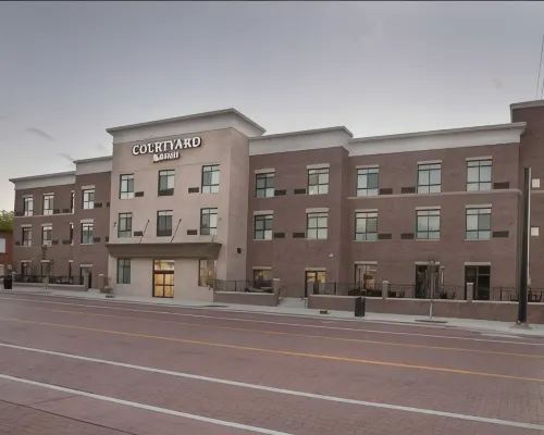Courtyard Albion Hotels in Calhoun County
