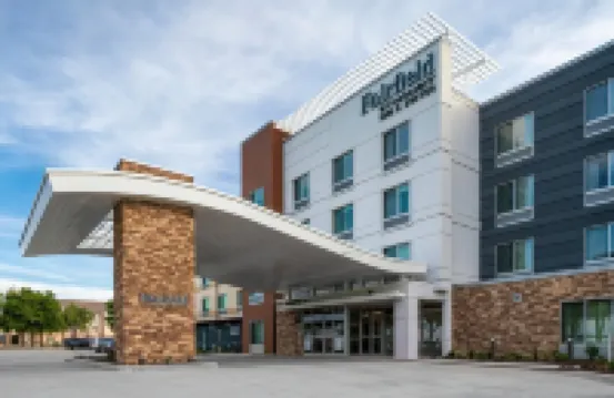 Fairfield Inn & Suites Dallas DFW Airport North/ Irving Hotels in Irving