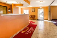 Econo Lodge & Suites Hotels in Elm Grove Township